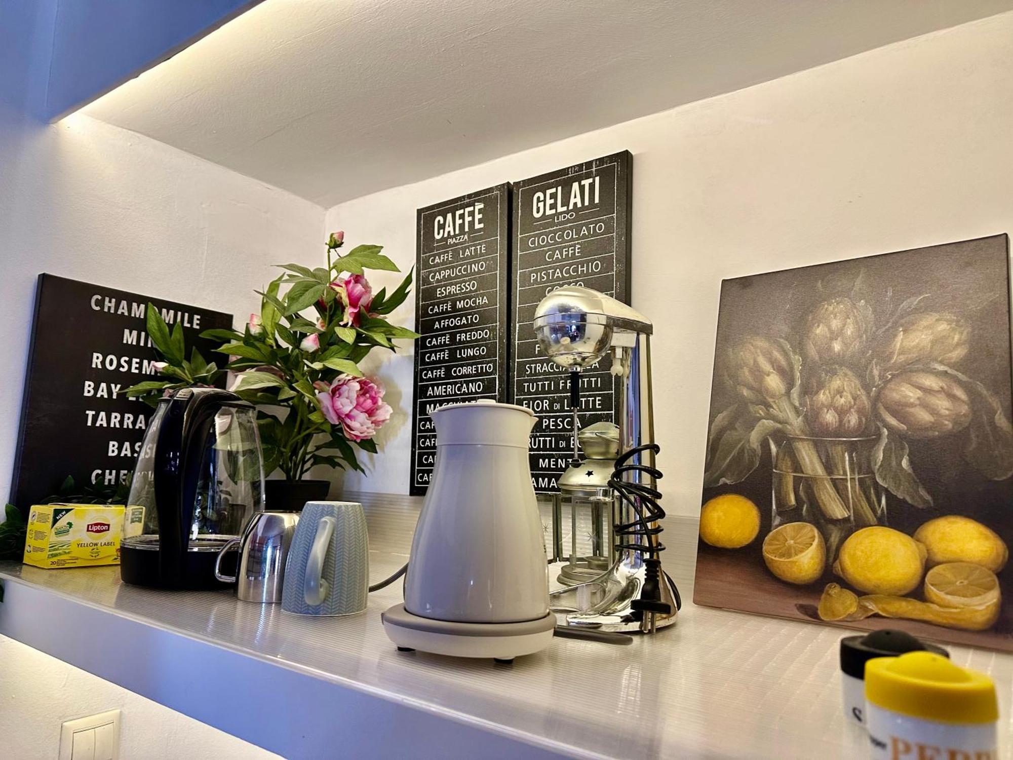 Bright Studio 4 A Short Stay Near Oaka - Iaso - Ygeia - Mitera Hospitals Athen Eksteriør bilde